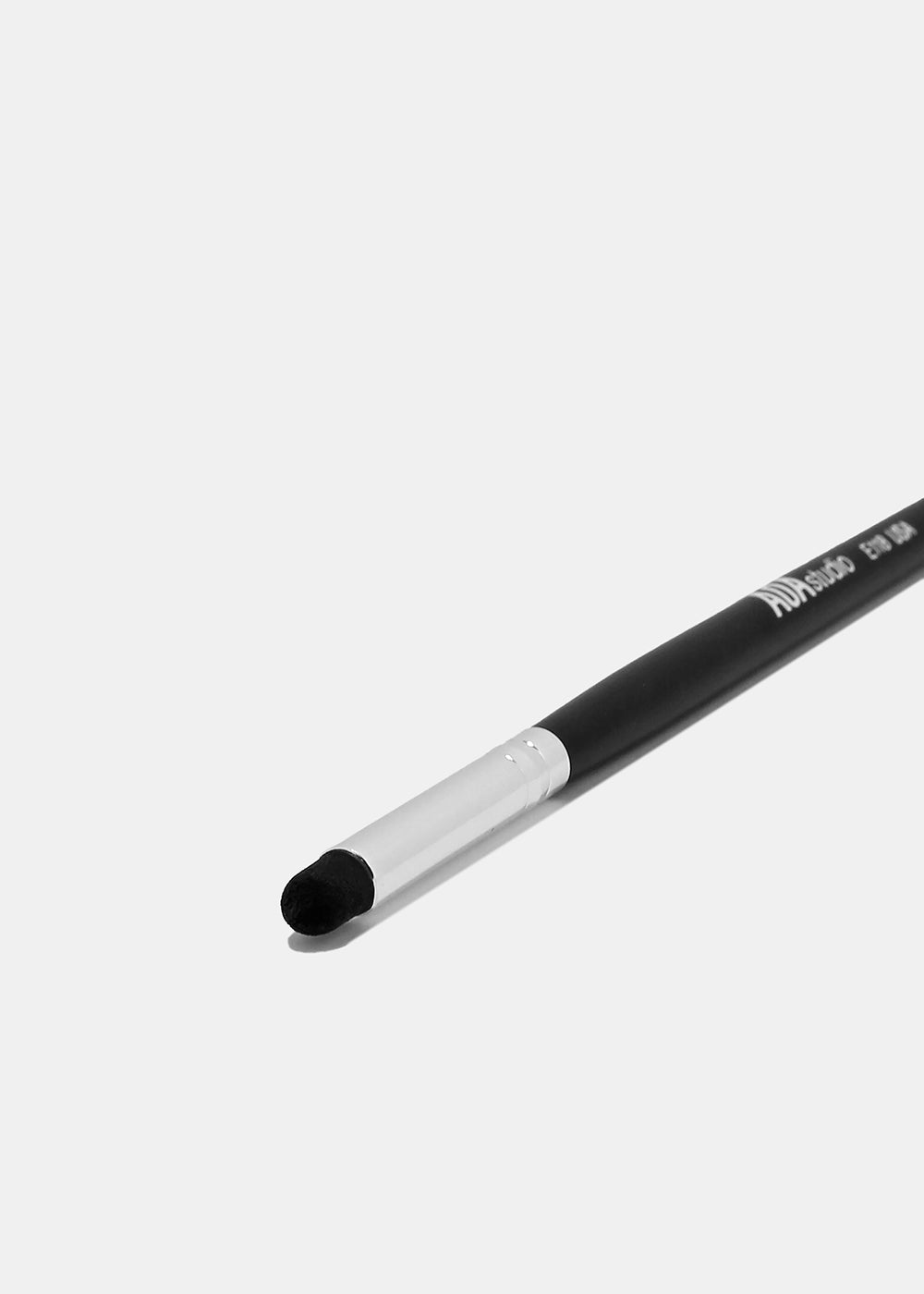 E118: Eye Smudge Brush