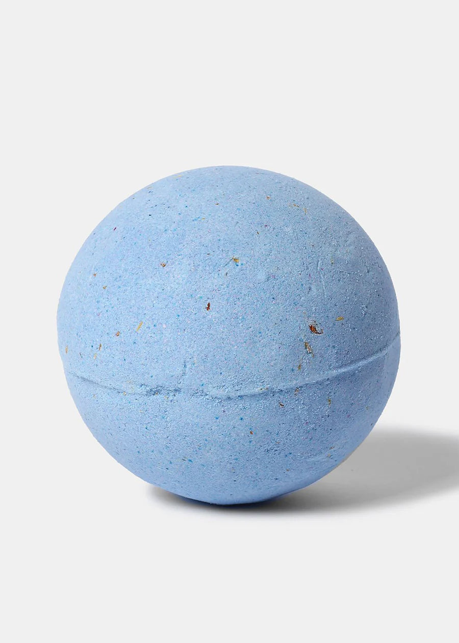 AOA Bath Bomb: Pom Martini